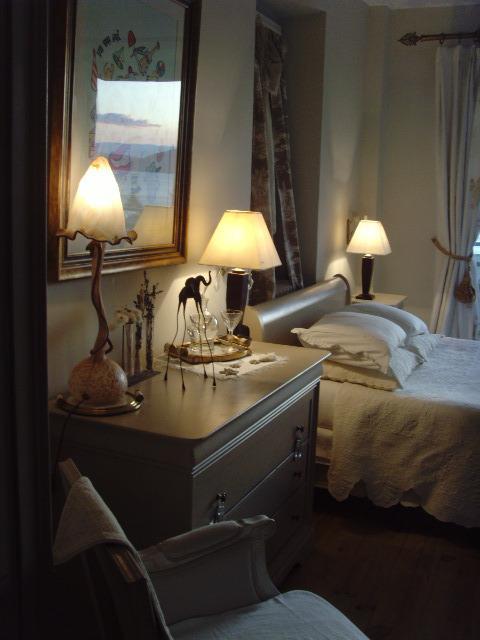 Villa Le Lac Cottage Au Bord Du Lac D'Annecy - Chambre Chez L'Habitant - Les Terrasses Du Lac Veyrier-du-Lac Rum bild