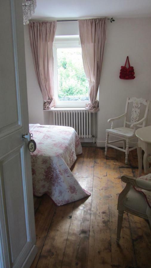 Villa Le Lac Cottage Au Bord Du Lac D'Annecy - Chambre Chez L'Habitant - Les Terrasses Du Lac Veyrier-du-Lac Exteriör bild